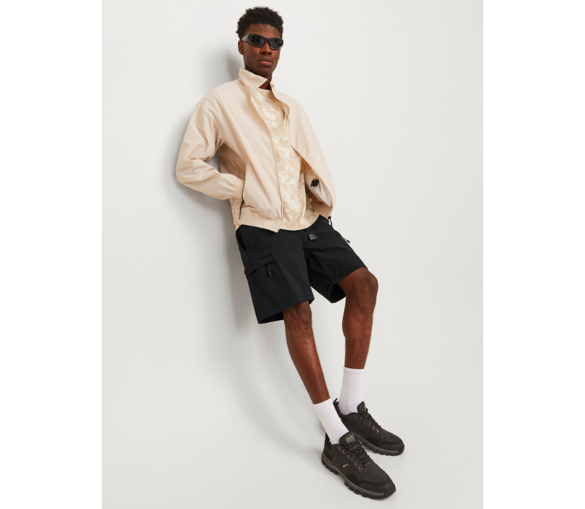 Jack and Jones 2 pack cargo shorts in black & beige